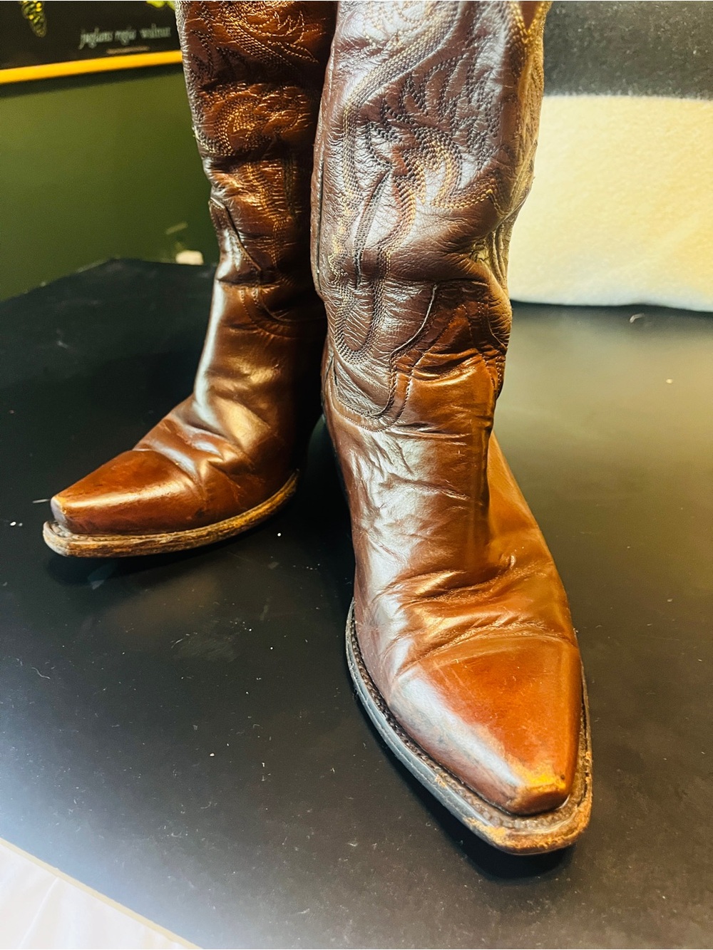 Vintage Dan post women’s Brown Leather Western Cowboy Boots